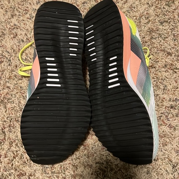 New Balance Fuel Cell Echolucent running shoes women’s 9 - Picture 6 of 6